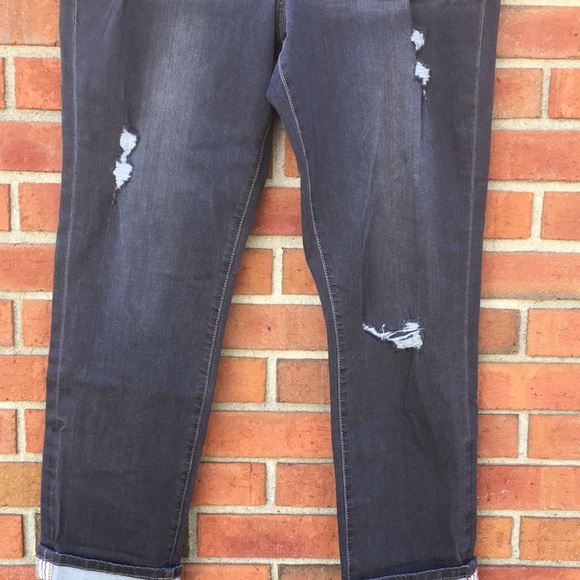 New! Jag Jeans Girlfriend Gray Distressed Mid Rise Stretch Jeans size 14 - Picture 4 of 13